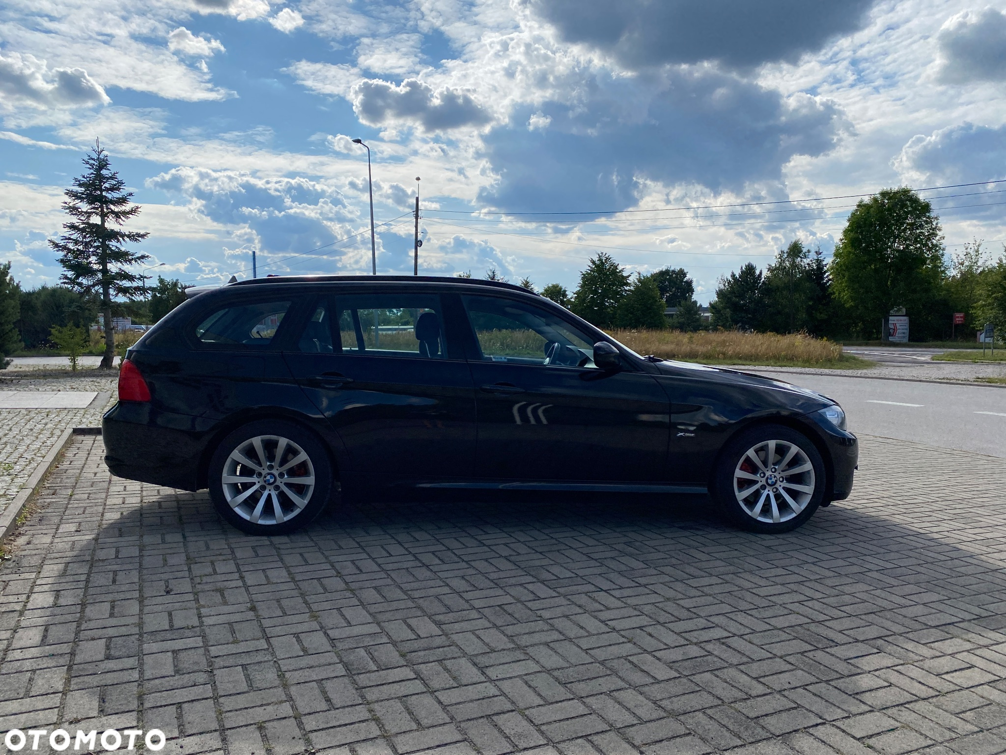 BMW Seria 3 320d DPF Touring - 6