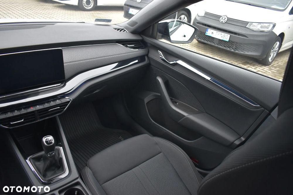 Skoda Octavia 1.5 TSI ACT Style - 22