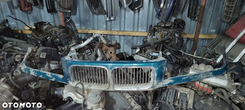 BMW E36 Grill - 1