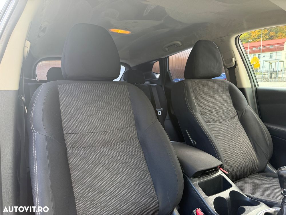 Nissan Qashqai 1.5 DCI ACENTA - 11