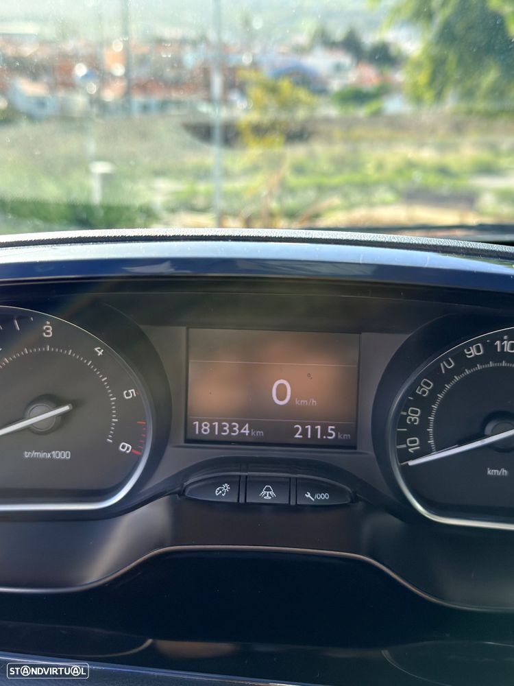 Peugeot 208 1.6 e-HDi Allure 95g - 15