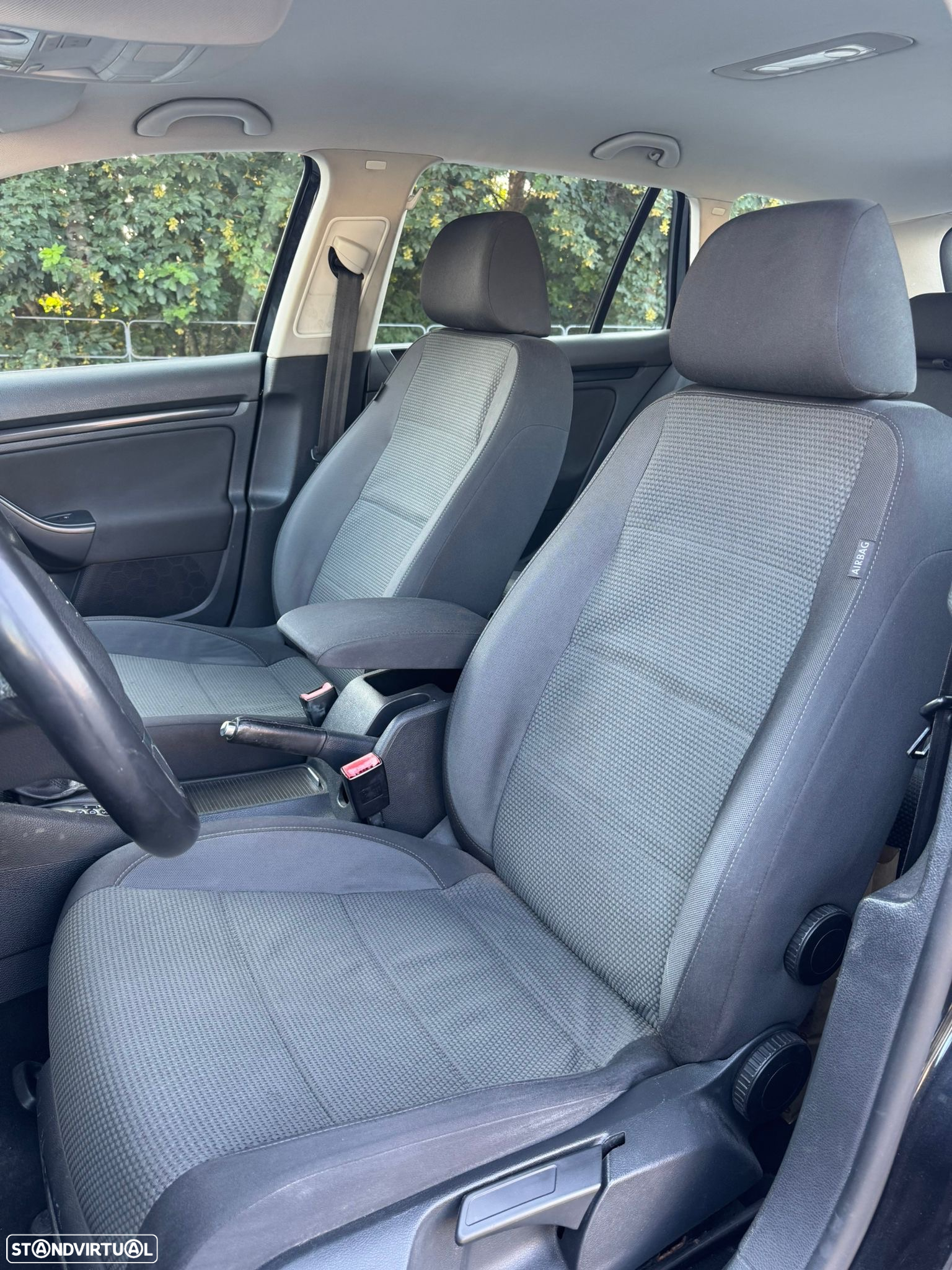 VW Golf Variant - 9