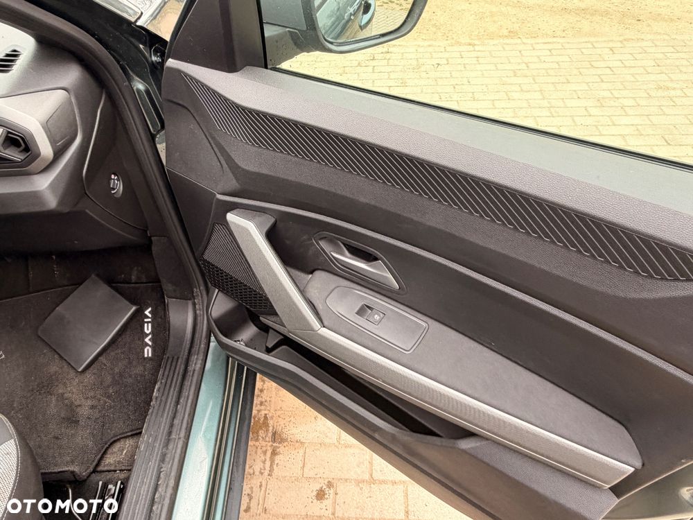 Dacia Bigster 1.8 Full Hybrid 155 Journey MMT - 23