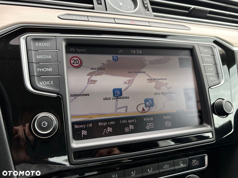 Volkswagen Passat 2.0 TDI Bi-Turbo BMT 4Mot Highline DSG - 34