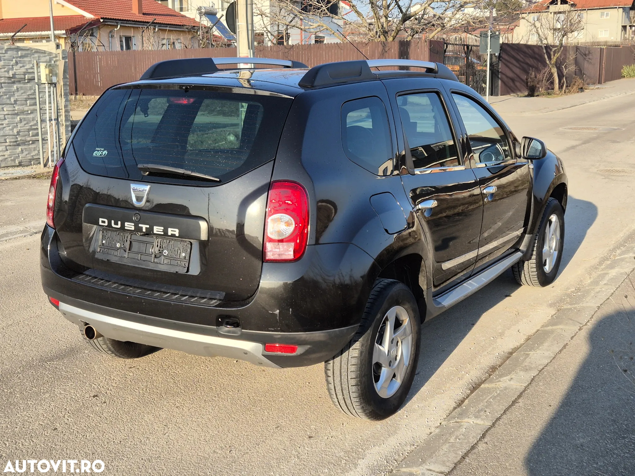 Dacia Duster 1.6 4x2 Prestige - 4