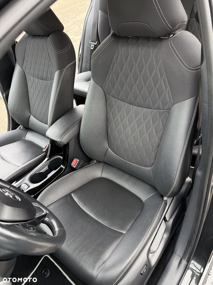 Toyota Corolla 1.8 Hybrid Executive - 30