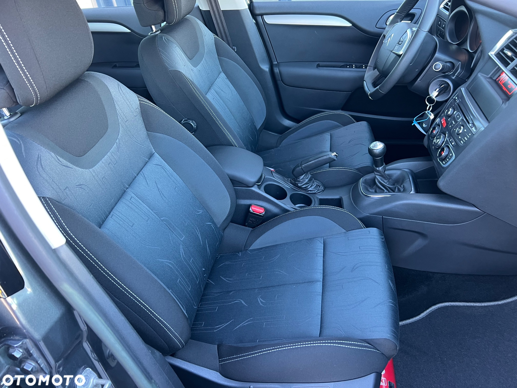 Citroën C4 HDi 90 Attraction - 14