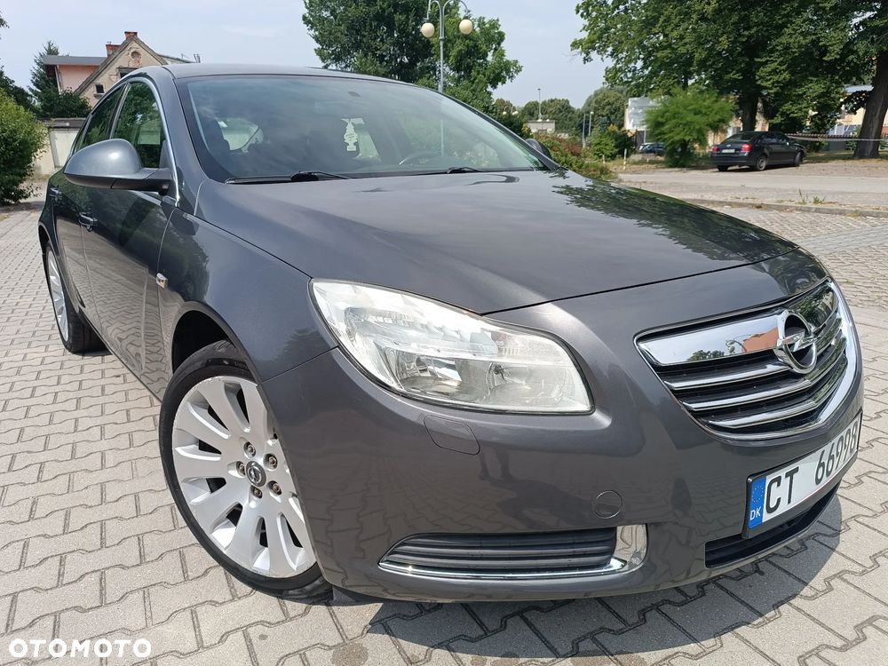 Opel Insignia 1.8 Edition - 1