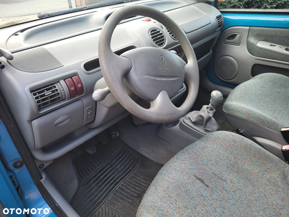 Renault Twingo 1.2 Plus - 12