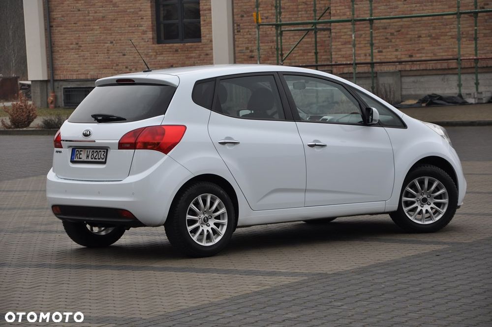 Kia Venga 1.6 CVVT Dream Team Edition - 11
