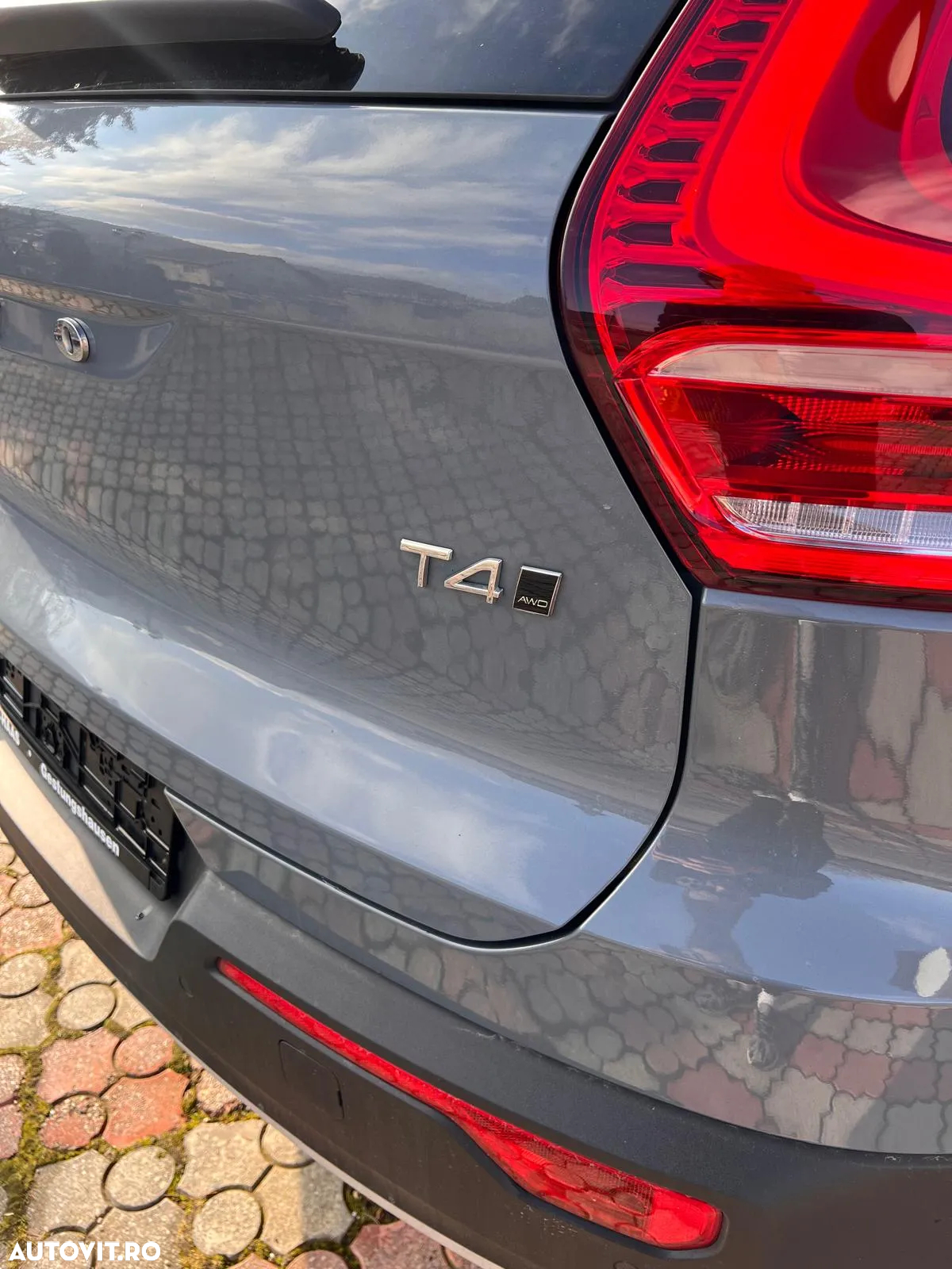 Volvo XC 40 T4 AWD Geartronic Momentum Pro - 20