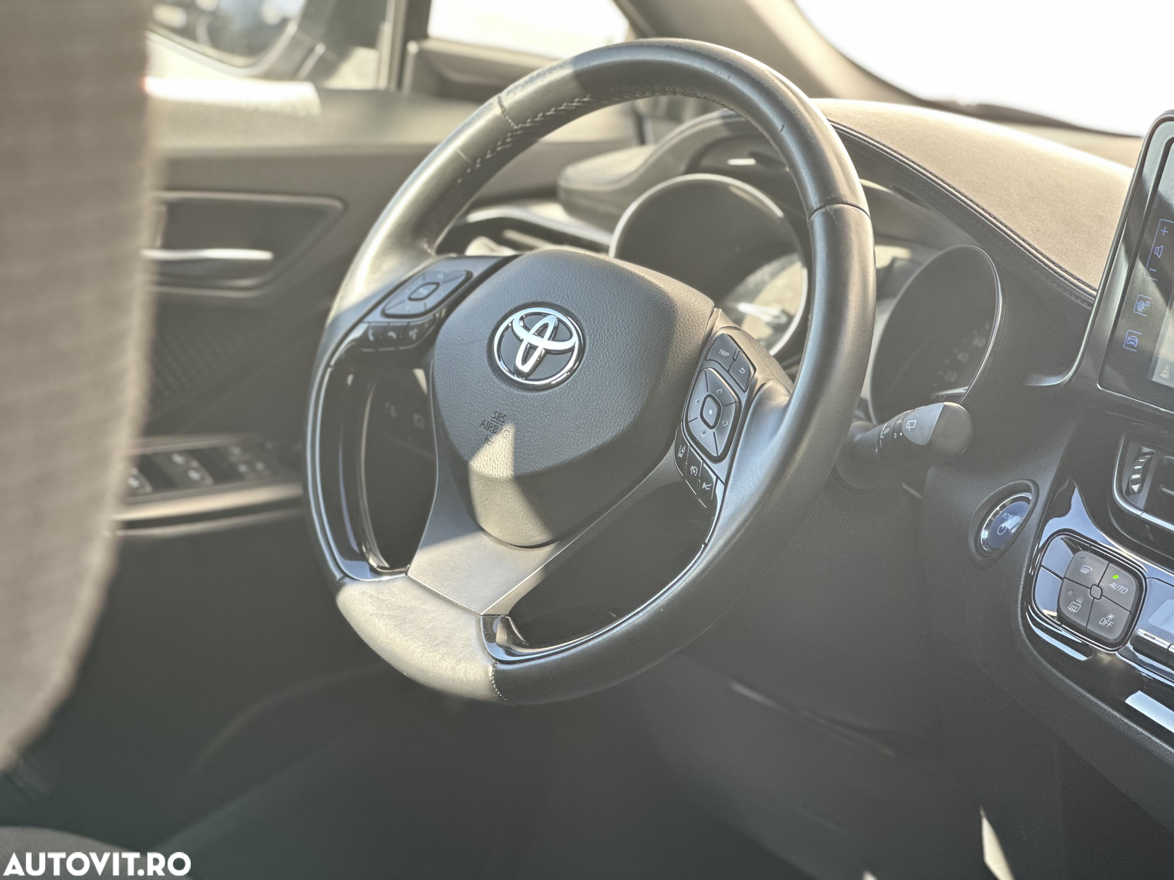 Toyota C-HR - 27