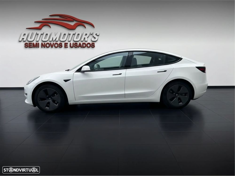 Tesla Model 3 Standard Range Plus RWD - 3
