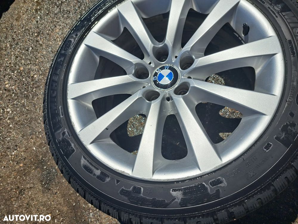 Janta Roata originala BMW pe 18 Style V-Spoke 328 8Jx18 ET30 distanta prezoane 5x120 - 3