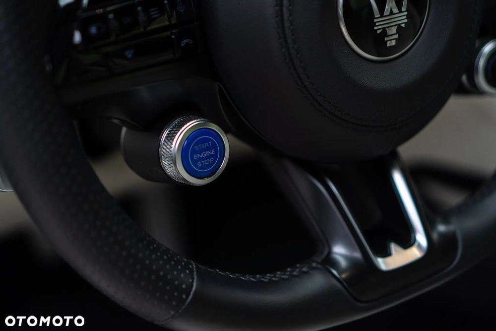 Maserati GranTurismo - 24