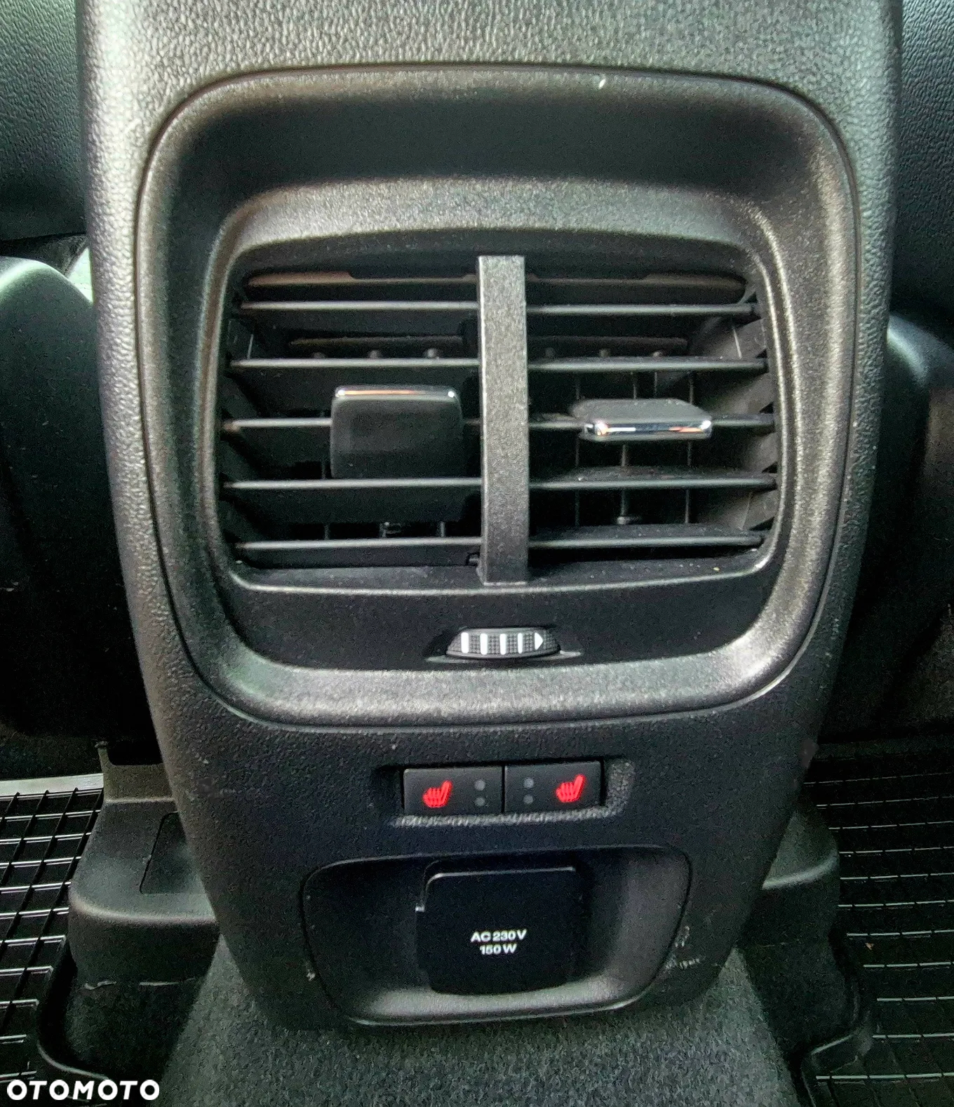 Ford Kuga 2.0 EcoBlue AWD ST-Line - 29