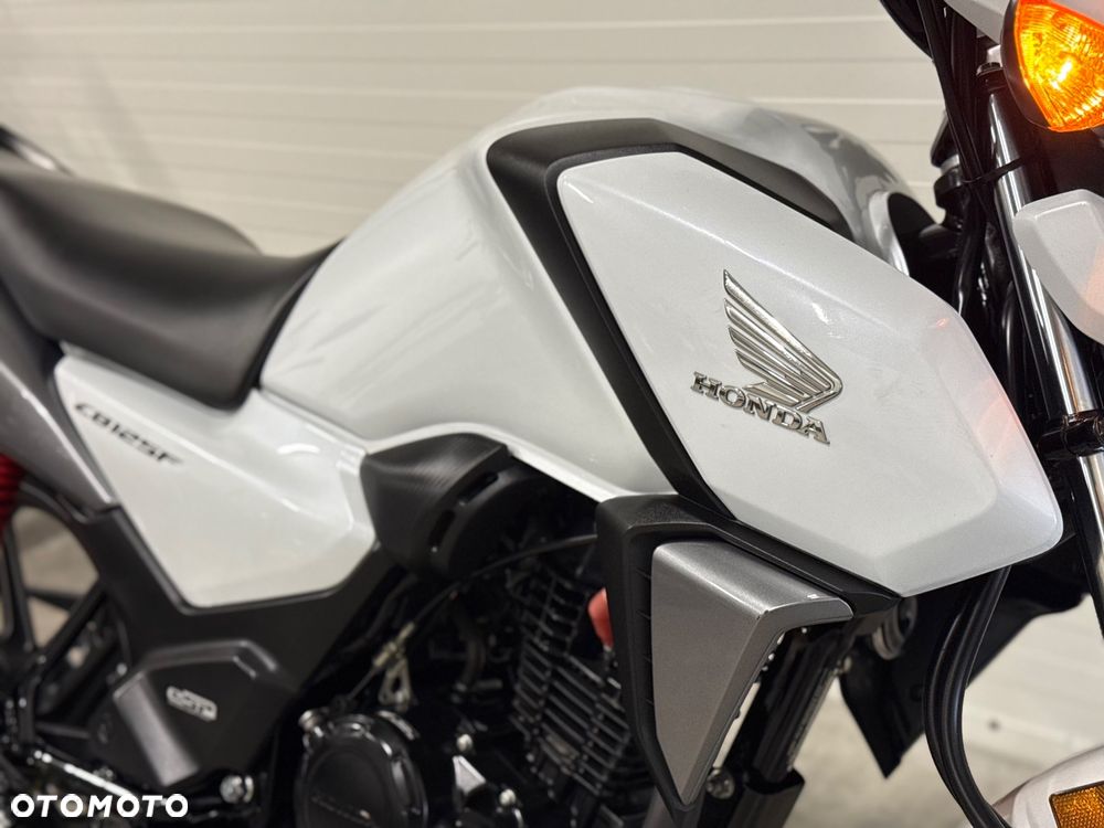 Honda CB - 15