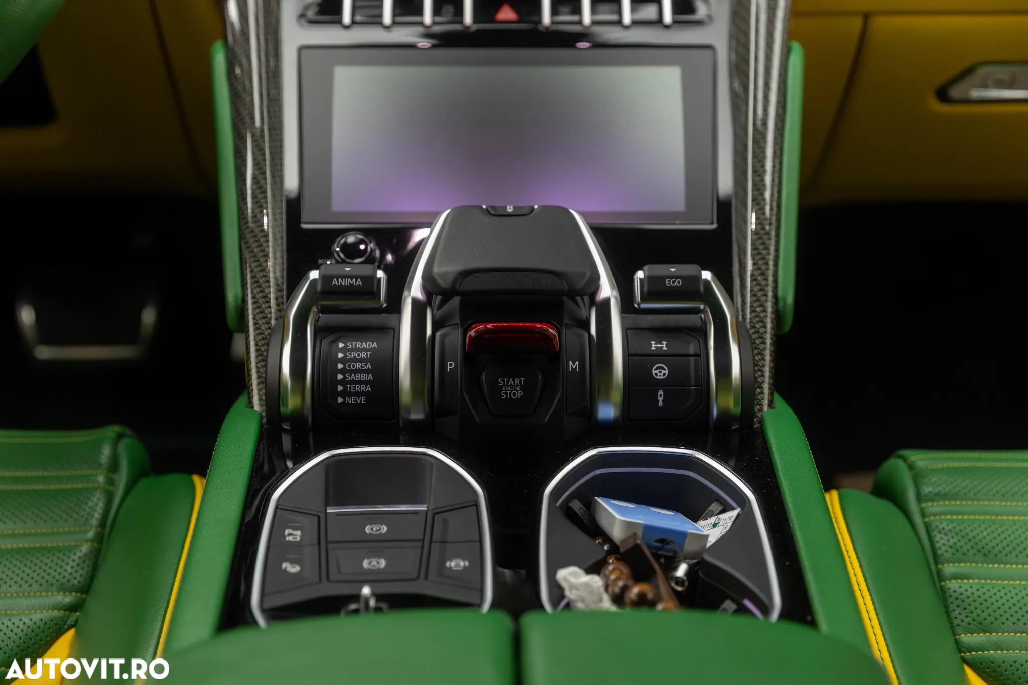 Lamborghini URUS - 29