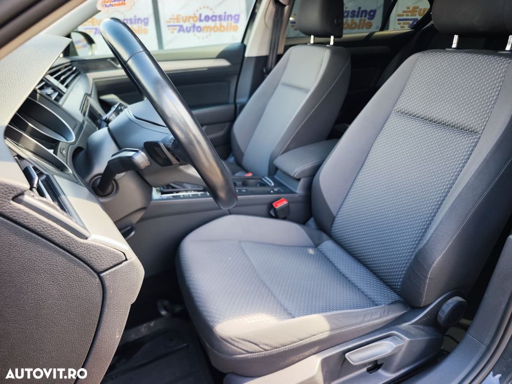 Volkswagen Passat 2.0 TDI DSG Comfortline - 16