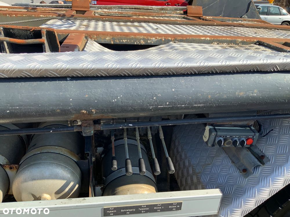 Iveco 190s36 Stralis - 12