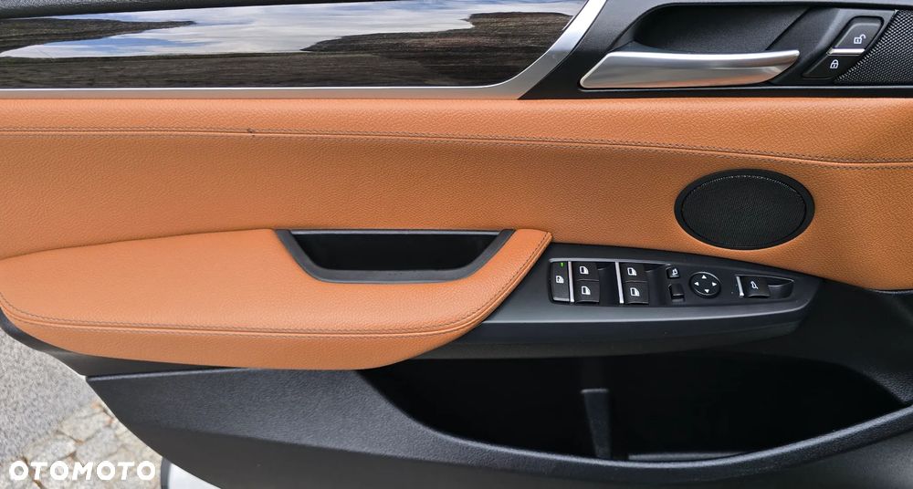 BMW X3 xDrive28i Sport - 10