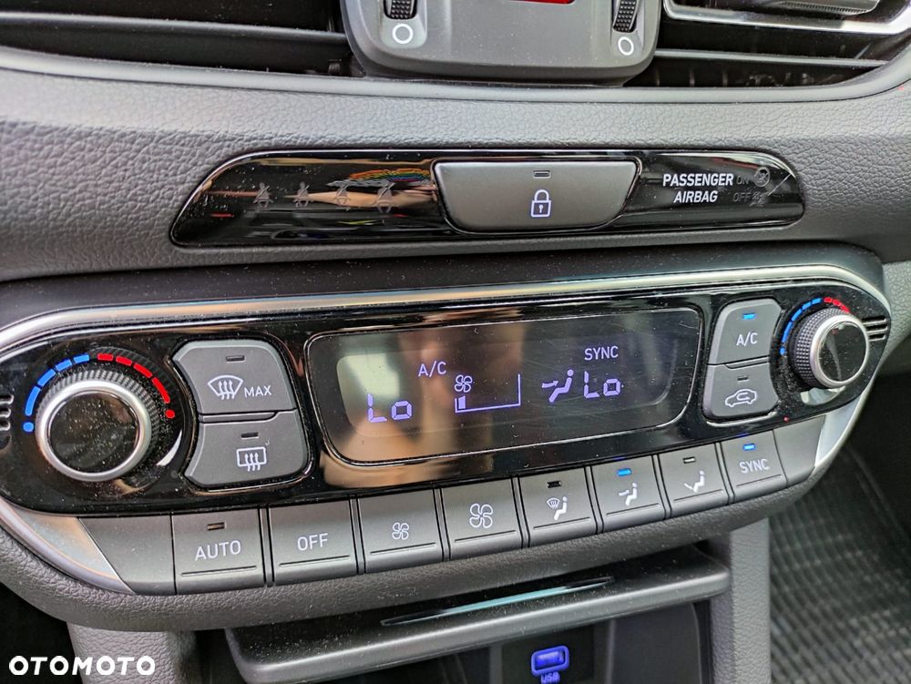 Hyundai i30 1.5 T-GDI 48V-Hybrid DCT N-Line - 30