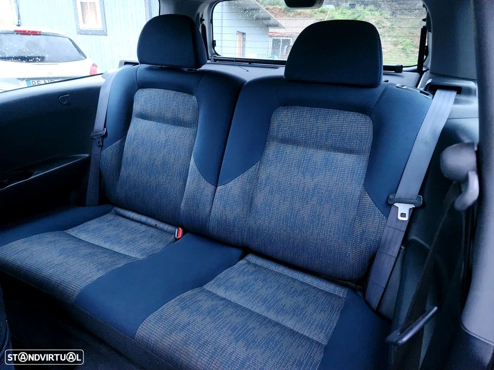 Honda HR-V 1.6 LS - 12