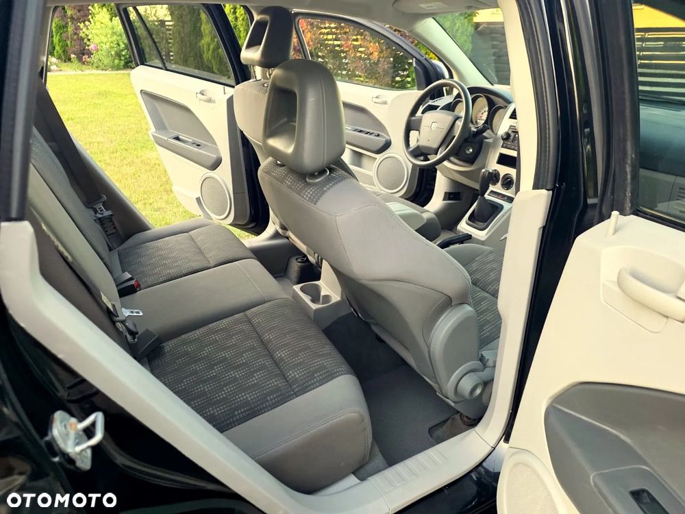Dodge Caliber 1.8 SXT - 12