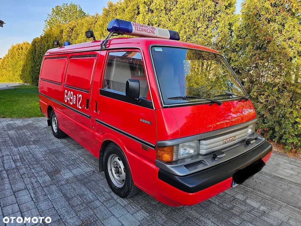 Mazda E2200 - 4