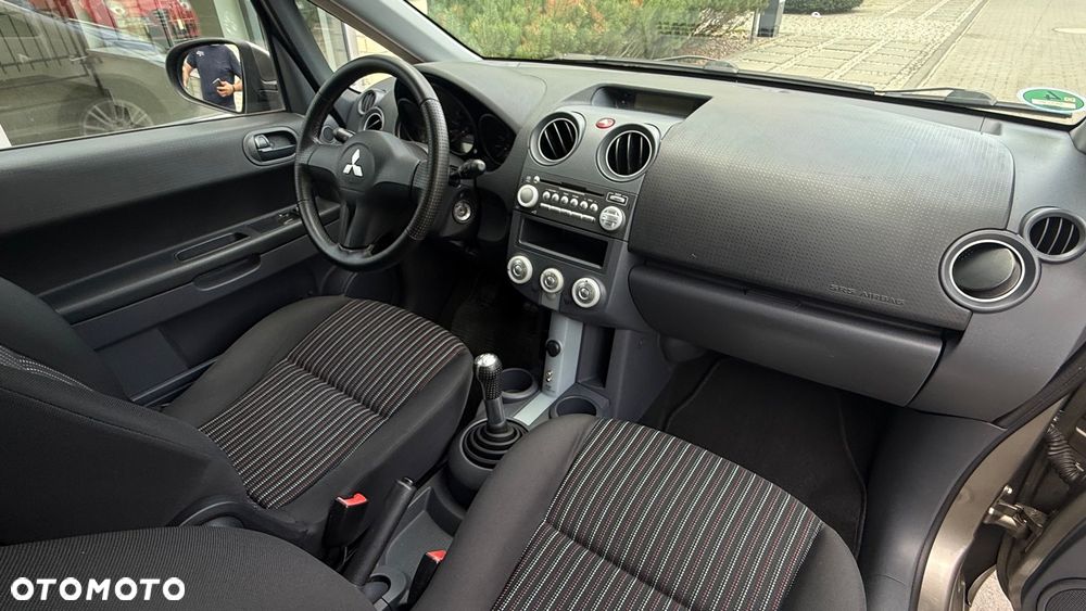 Mitsubishi Colt 1.3 Inform Cleartec - 33