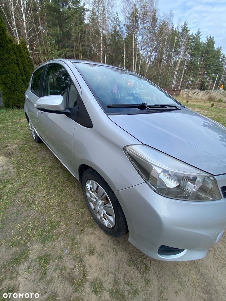 Toyota Yaris - 5