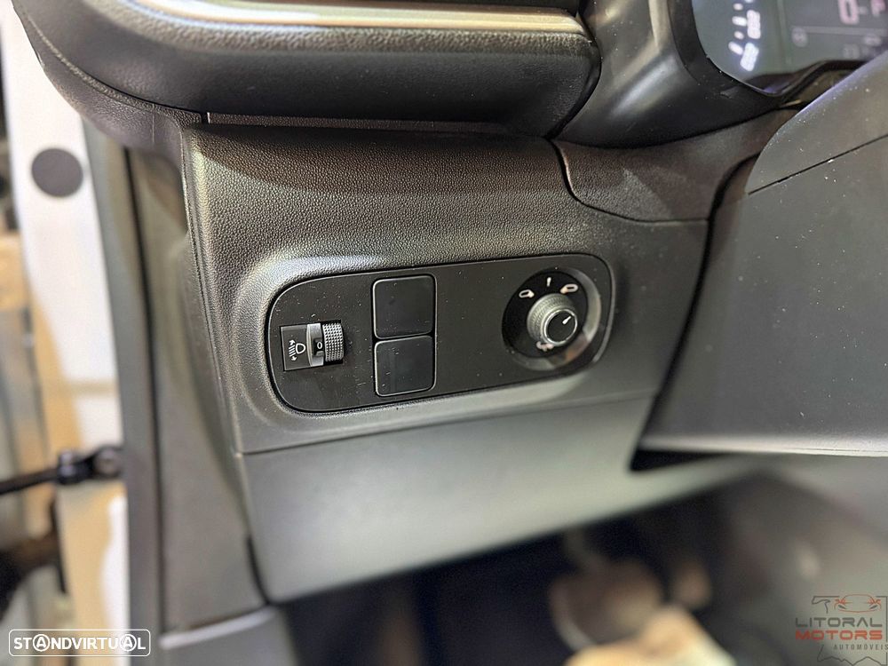 Citroën C3 1.2 PureTech Max EAT6 - 18
