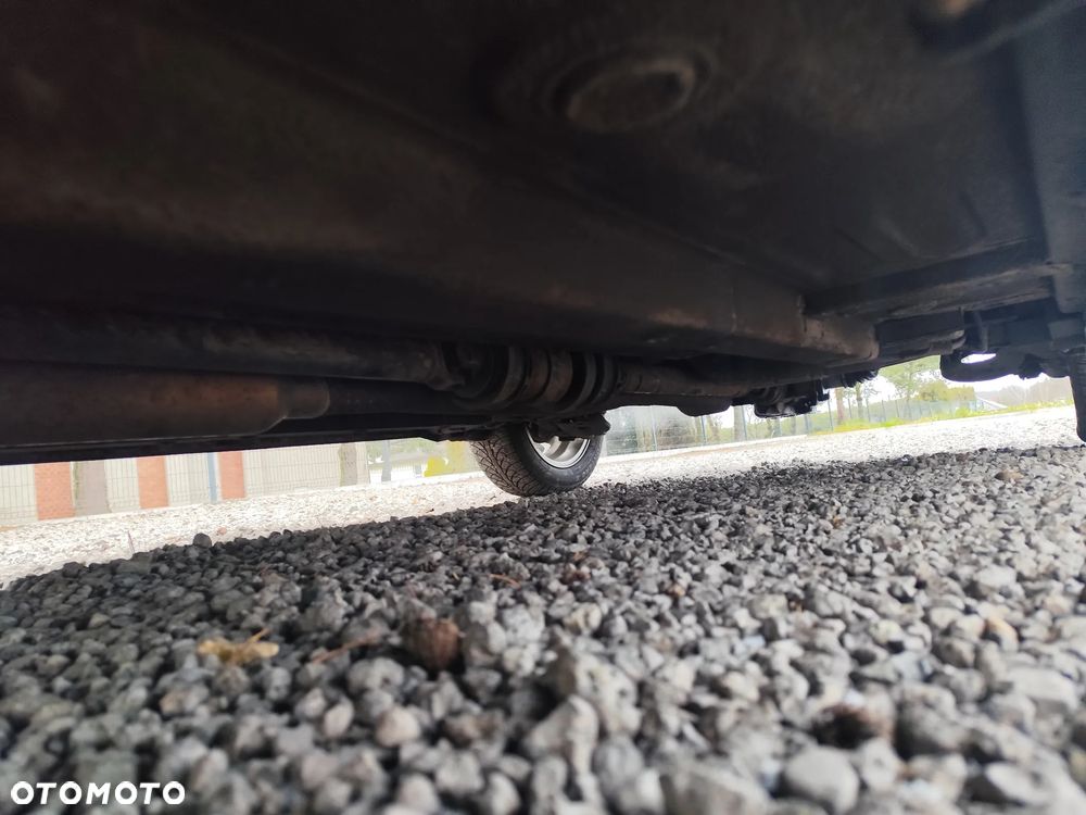 Suzuki Swift 1.3 GLX - 14