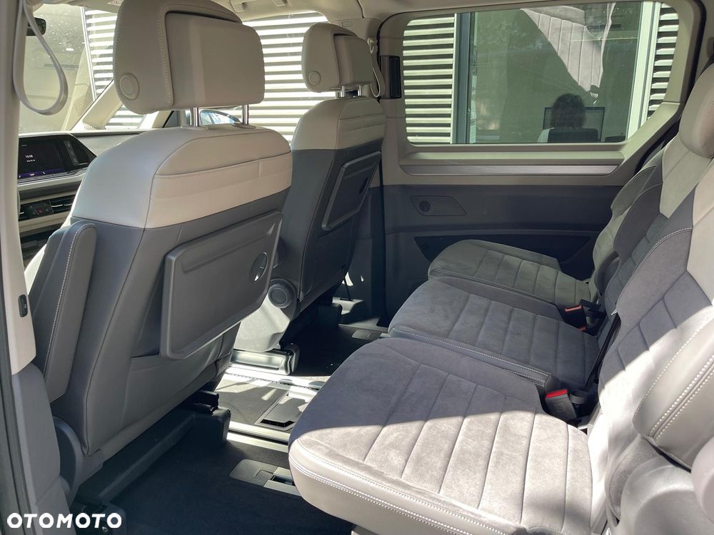 Volkswagen Multivan 2.0 TDI L2 Life DSG - 17