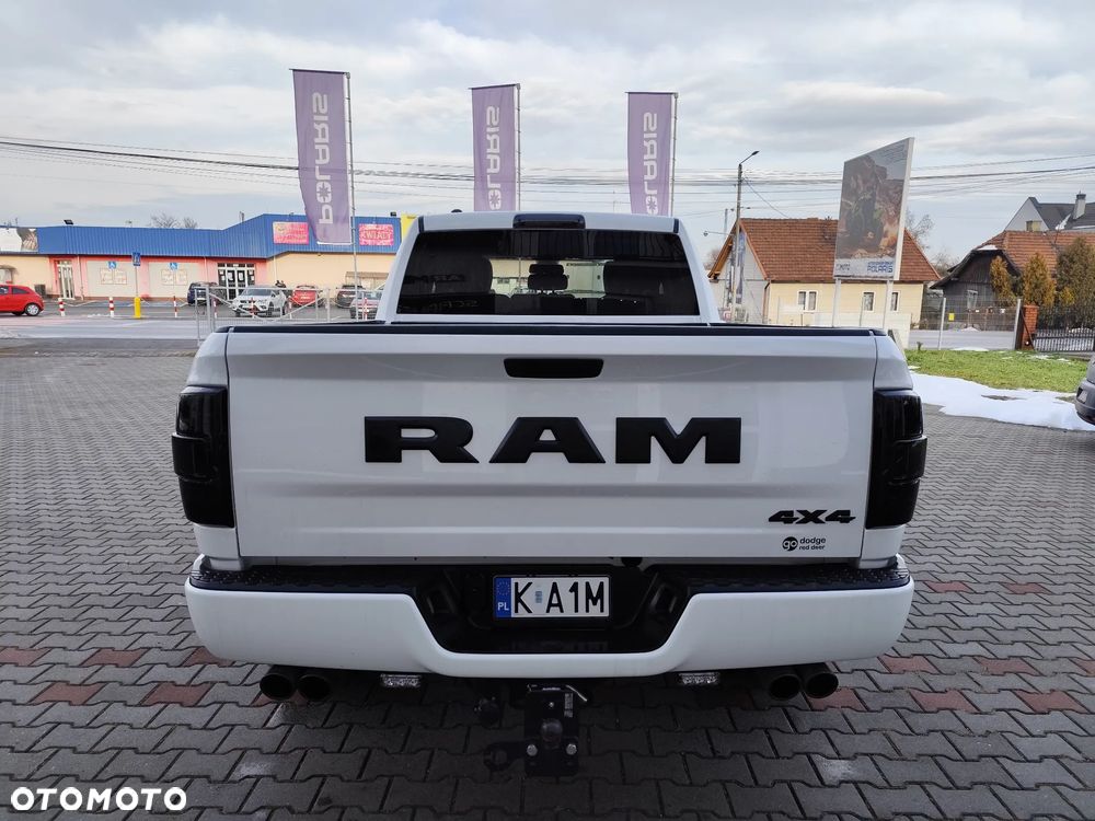 Dodge RAM - 6