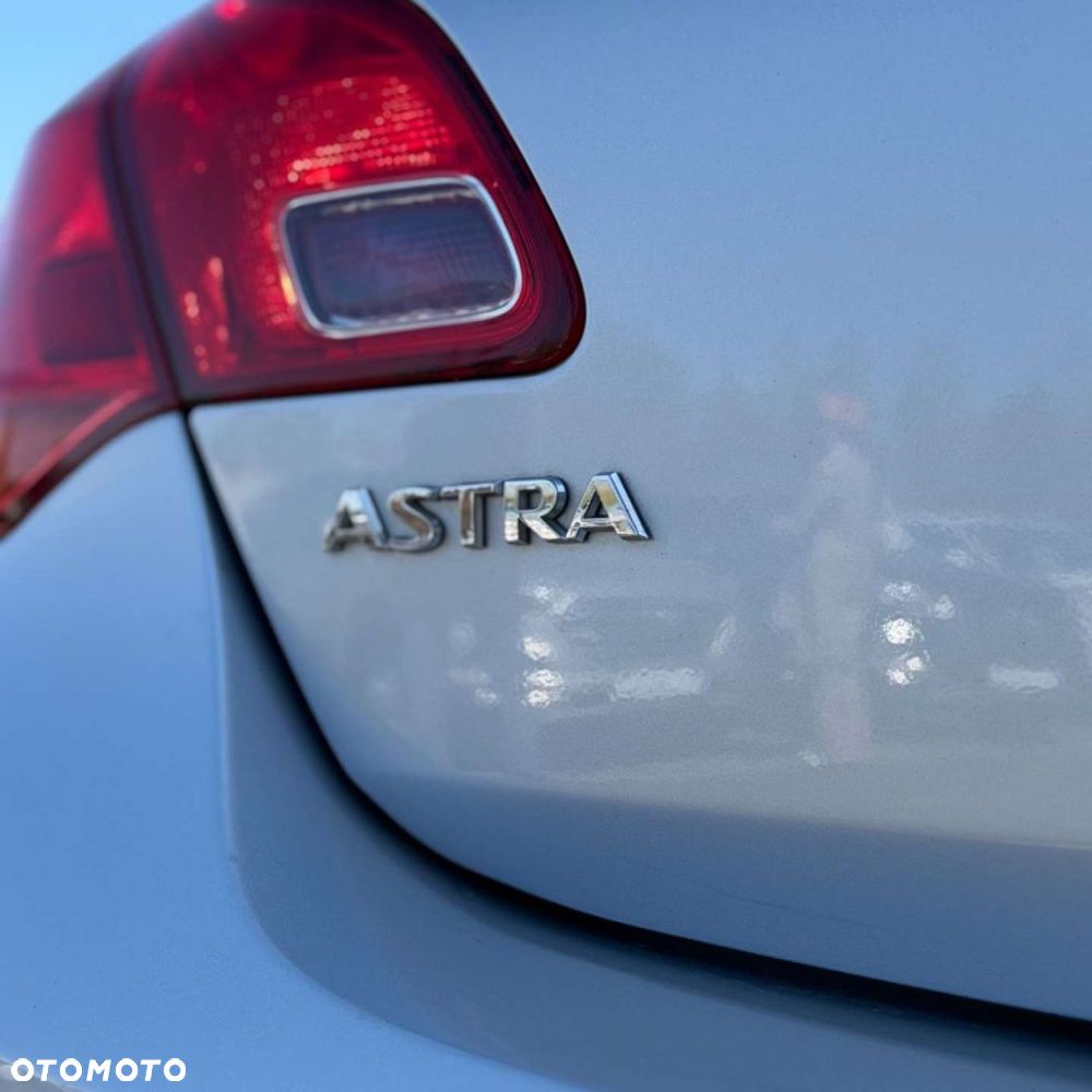 Opel Astra - 8