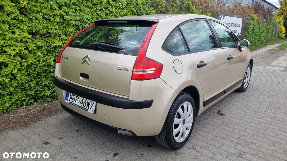 Citroën C4 1.6 16V Impress - 24