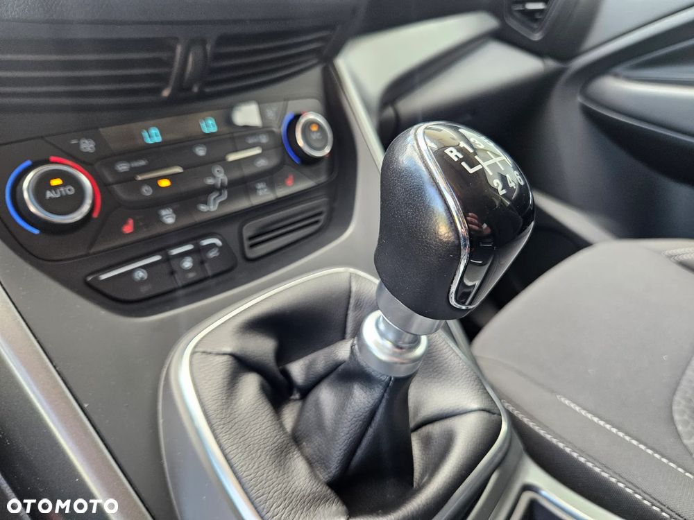Ford Kuga 1.6 EcoBoost FWD Titanium ASS - 28