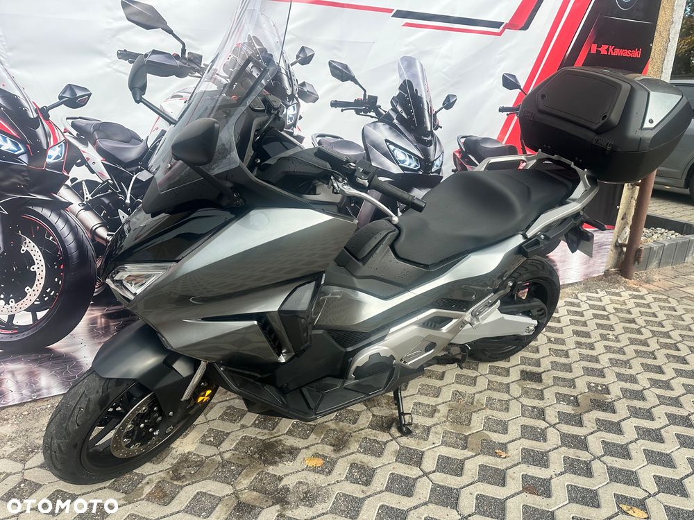 Honda NSS - 9