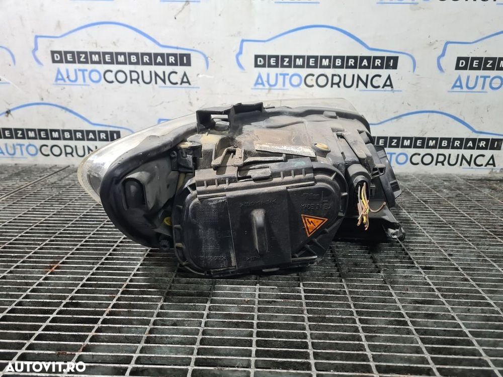 Far Stanga AUDI Q7 2005 - 2009 SUV 4 Usi (1214) Xenon - 2