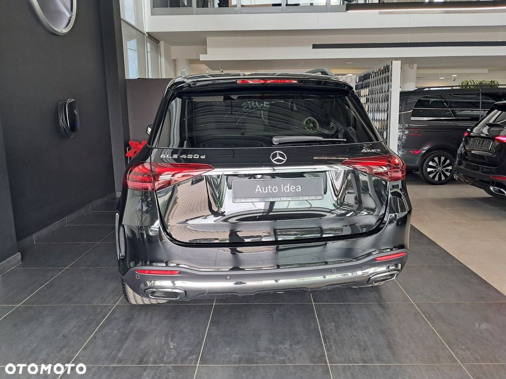 Mercedes-Benz GLE - 19