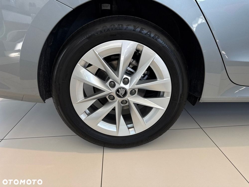 Skoda Octavia 2.0 TDI Drive Selection DSG - 22