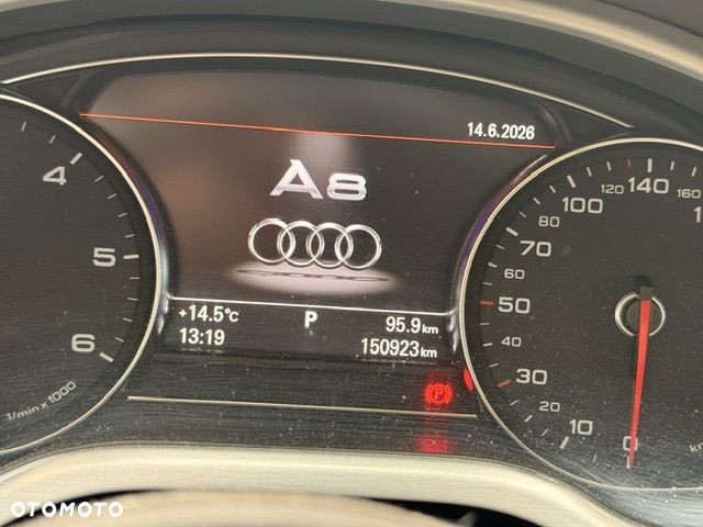 Audi A8 - 7
