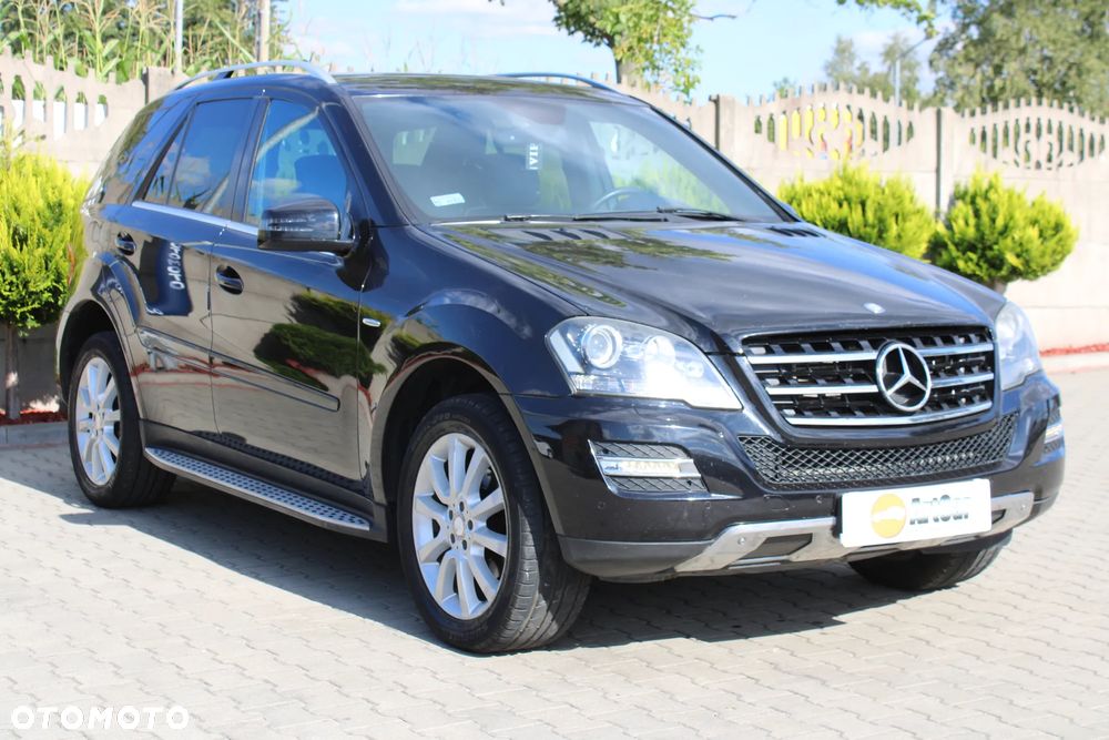 Mercedes-Benz ML 350 CDI 4Matic 7G-TRONIC DPF Grand Edition
