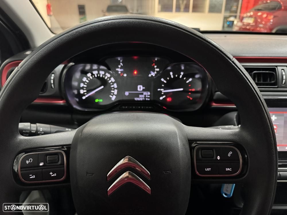 Citroën C3 1.2 PureTech Shine - 30