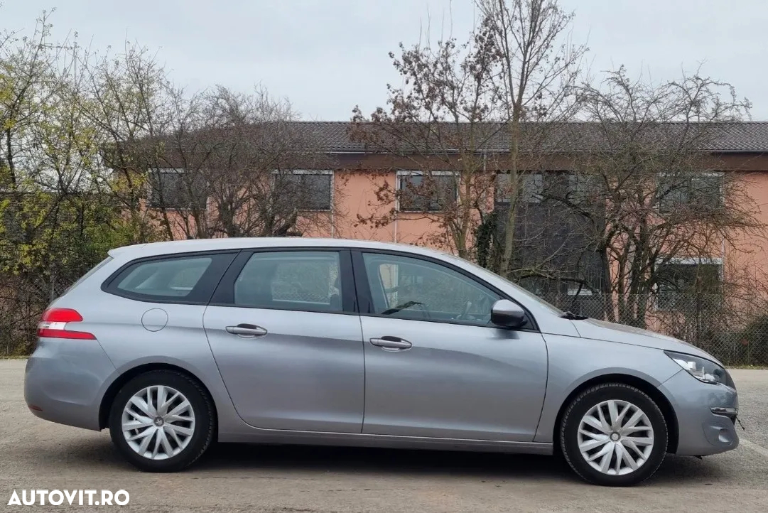 Peugeot 308 1.2 L PureTech Turbo Active - 5