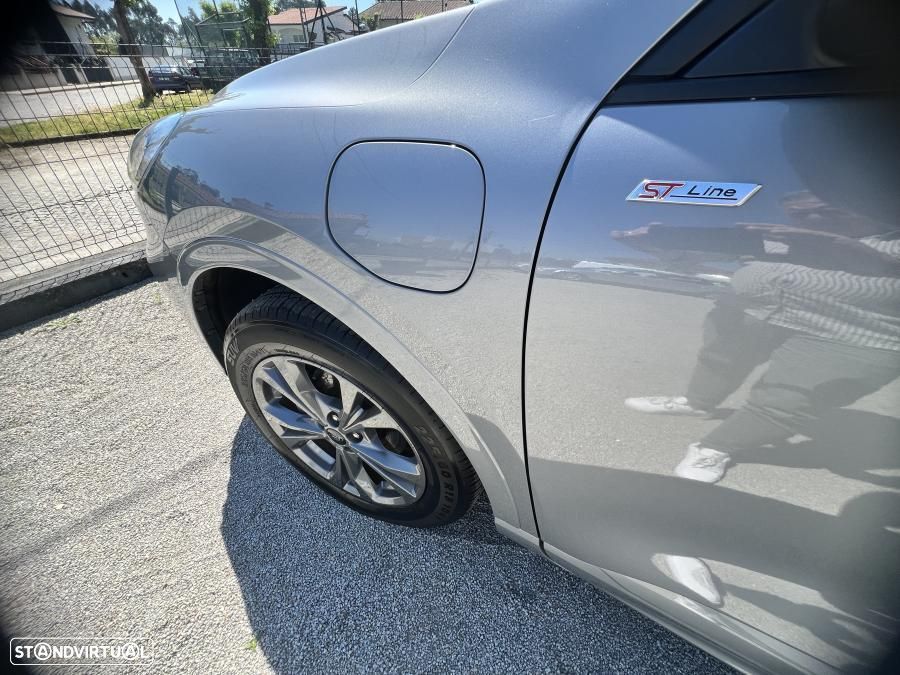 Ford Kuga 2.5 PHEV ST-Line X - 13