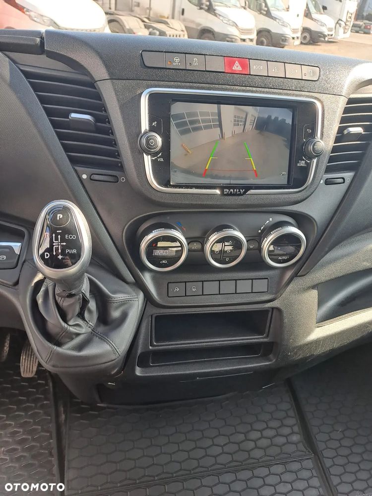 Iveco Daily 35S18 | L4H2 | Silnik 3.0 | Automat | Hak | FULL LED | Kamera cofania | - 22
