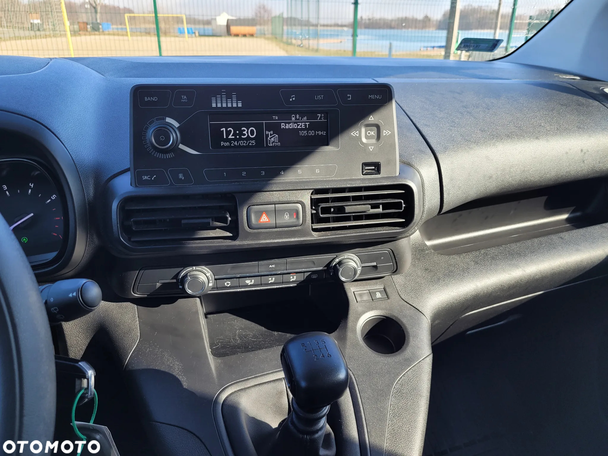 Toyota Proace City Verso 1.2 D-4T Business - 10
