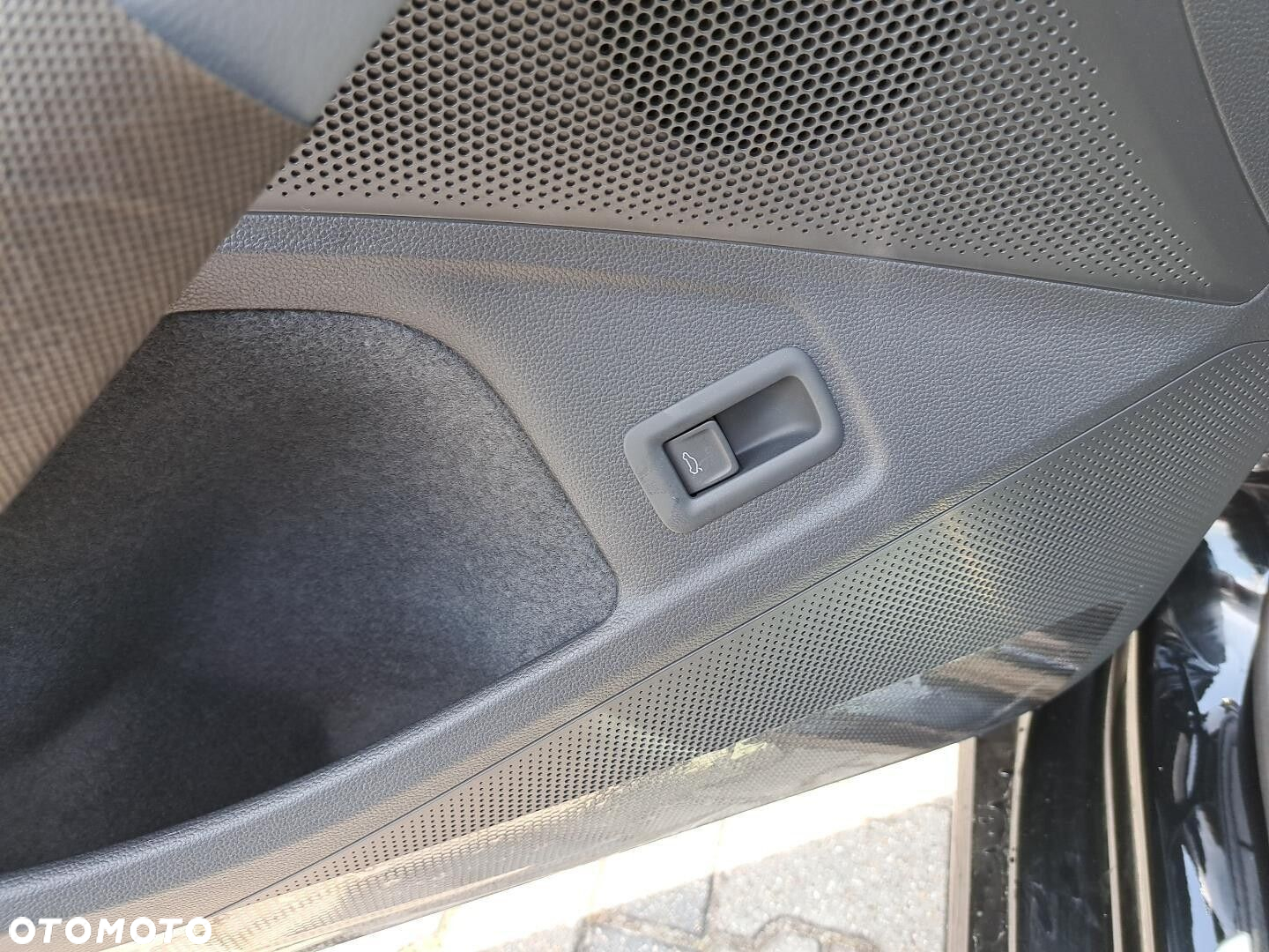 Volkswagen Passat 2.0 TSI Elegance DSG - 23